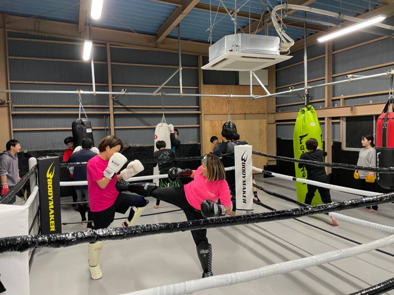 女性がキックボクシングジムに通うメリット｜金沢市富山市のキックボクシングジムなら！