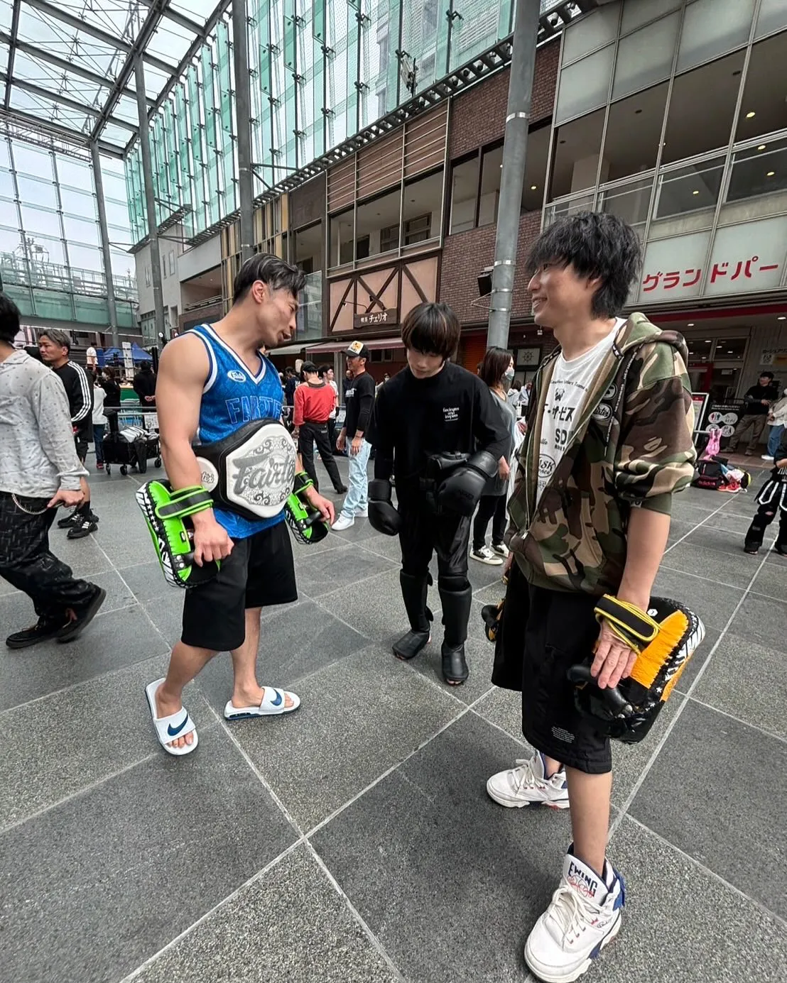 昨日は富山市総曲輪でエムスタ(@kick_m_studio ...